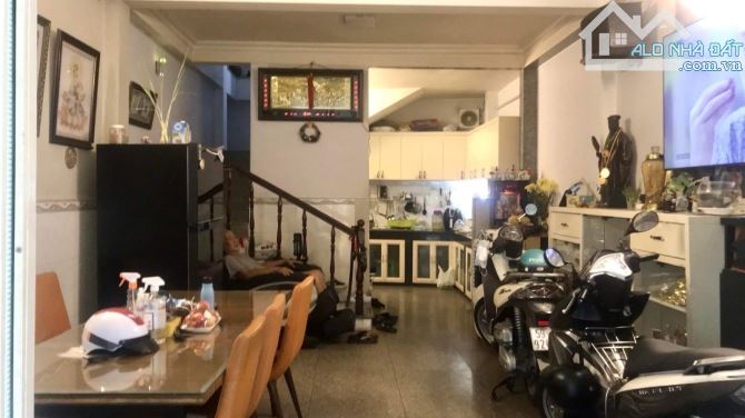 Nhà 4 tầng nguyễn Văn Đậu -42m2 - h3g thông - sổ vuông -5.2 tỷ