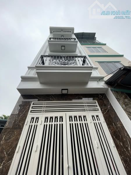 4.5 tỷ GIÁP ĐẤU GIÁ- PHÂN LÔ- Ô TÔ VÀO NHÀ - 1