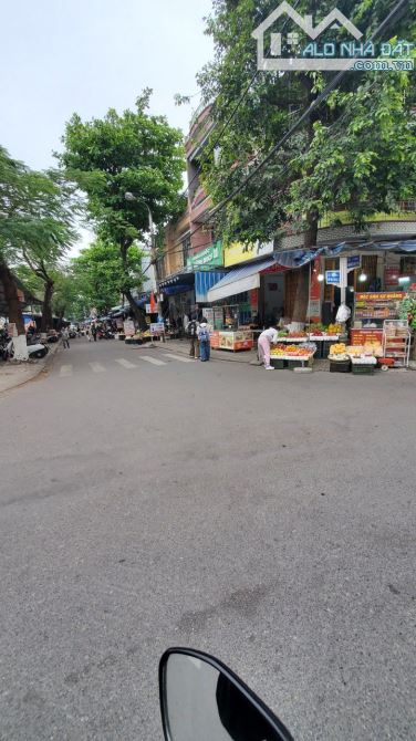 Bán nhà Mặt tiền Mỹ Đa Đông 3, vị trí đẹp Kinh Doanh gần chợ gần trường gần biển - 2