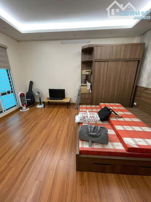 Bán nhà 5 tầng ô tô ngủ trong nhà, trước nhà ô tô tránh Phú Diễn - Bắc Từ Liêm Hà Nội - 1