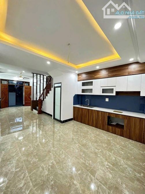 Nhà đẹp ngõ thông, sát khu Hinode, diện tích 36.3m2, lô góc siêu thoáng, ô tô đỗ cửa. - 1