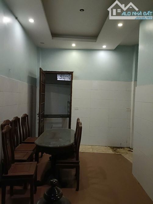 Bán nhà trung tâm Hà Đông, LÔ GÓC, GẦN PHỐ, 4 NGỦ ĐỦ CÔNG NĂNG, DT 56m2 x 3T, chỉ 5.8 tỷ - 1