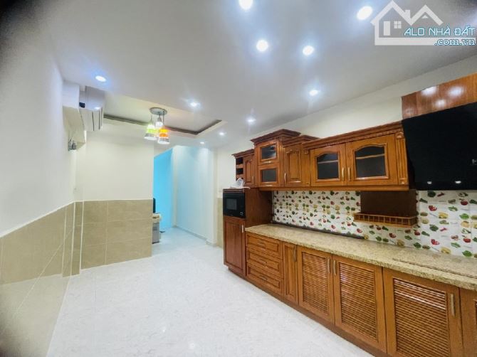 HẺM XE HƠI 6M LÊ VĂN SỸ 50M2, 5 TẦNG, 7 PHÒNG NGỦ GẦN SÂN BAY, SỔ A4, CHỈ NHỈNH 10 TỶ - 1