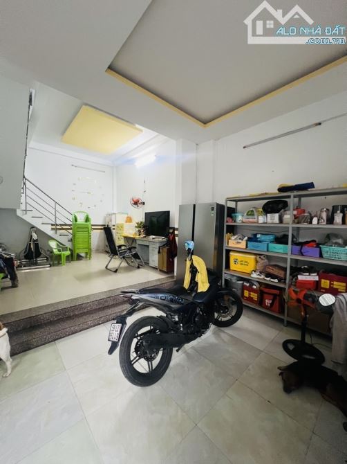 BÁN ĐẤT TẶNG NHÀ ( DT 182m2 ngang 9m ) NGUYỄN QUÝ YÊM_AN LẠC_BÌNH TÂN . NHIK 8 TỶ   ———-LH - 1