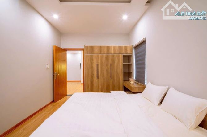 Bán gấp nhà Toà căn hộ MT Sát Võ Văn Kiệt,Sơn Trà, 310m2, 5 tầng, Ngang 10m,11phòng,Hồ Bơi - 1