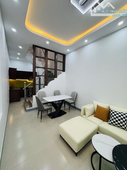 NHỈNH 5 TỶ - Ô TÔ ĐỖ CỔNG - FULL NỘI THẤT - THƯỢNG THANH - 1