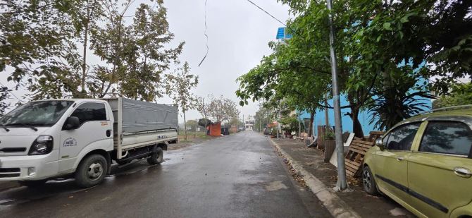 💥💥BÌA LÀNG TRUNG OAI TIÊN DƯƠNG ĐÔNG ANH ÔTÔ TRÁNH KD SÁT ĐƯỜNG VÕ NGUYÊN GIÁP DI CHUYỂN - 1