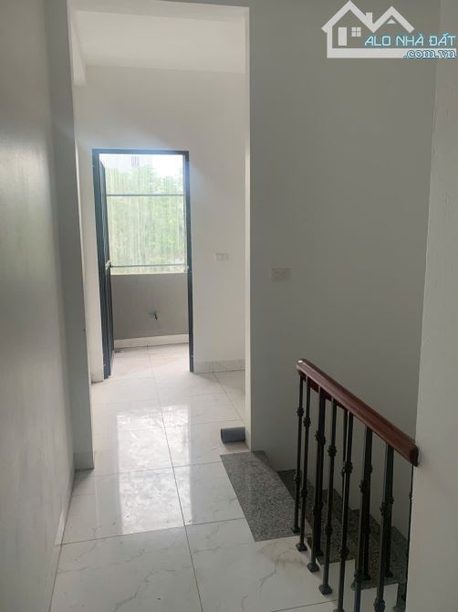 CỰC RẺ!!! BÁN NHÀ CHÚC SƠN 4Tx32m, THOÁNG TRƯỚC SAU, Ô TÔ ĐỖ CỬA, GIÁ 2ty5 - 1