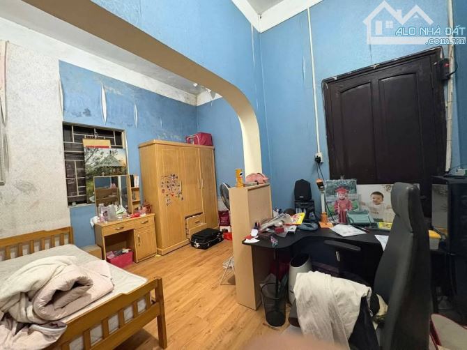 BÁN NHÀ THỊNH QUANG, ĐỐNG ĐA. 3 TẦNG - MẶT NGÕ - DIỆN TÍCH LỚN - NGÕ TO NHƯ PHỐ - Ô TÔ - K - 1
