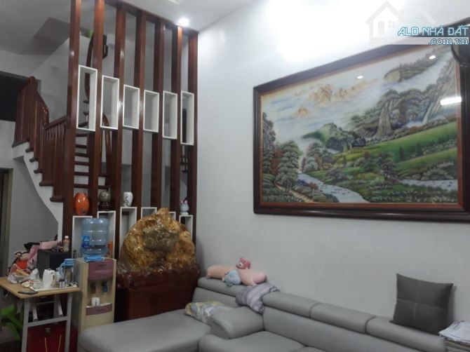 BÁN NHÀ ĐẸP PHỐ 8/3 – HBT – TRUNG TÂM, NGÕ Ô TÔ, DT 36m²,4 tầng ,MT 4.8m, 10.5 tỷ - 1