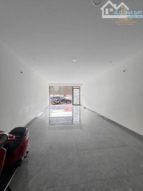 BÁN NHÀ 4 LẦU MẶT TIỀN LÊ THÁNH TÔNG VỪA XÂY ĐƯỢC 2 năm. DT:5x16M. GIÁ: 16,5 TỶ - 1