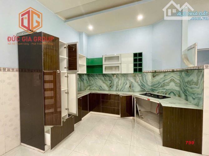 Cho thuê nhà mặt tiền đường N1 khu D2D P. Thống Nhất, 1 trệt 2 lầu 5x18m giá 20 triệu - 7