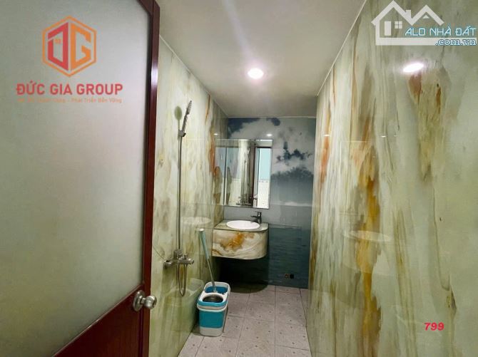 Cho thuê nhà mặt tiền đường N1 khu D2D P. Thống Nhất, 1 trệt 2 lầu 5x18m giá 20 triệu - 8