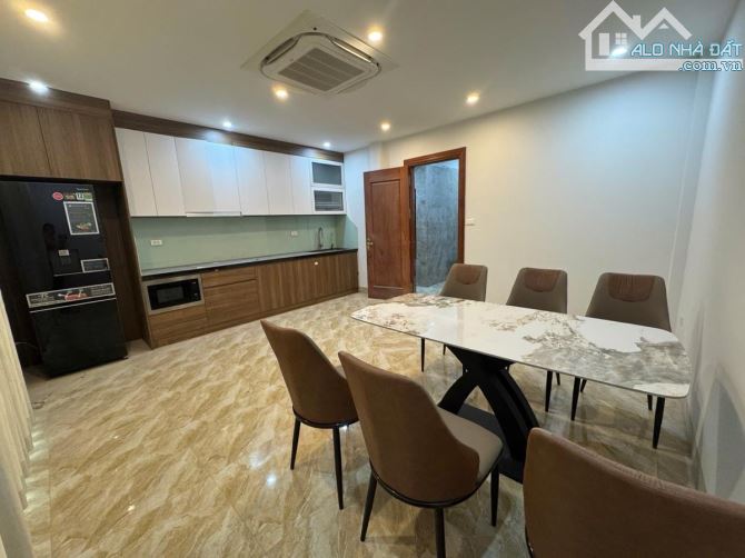 BÁN NHÀ TẠI MẶT  NGÕ KIM MÃ THƯỢNG -  NHÀ 6 TẦNG- MT 11,5 M - 19