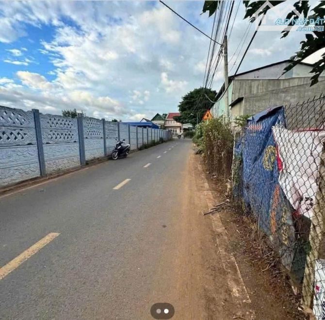 Đất mặt tiền Đường An Dương Vương - tt Liên Nghĩa - Đức Trọng - Lâm Đồng. Cách đường phan - 2