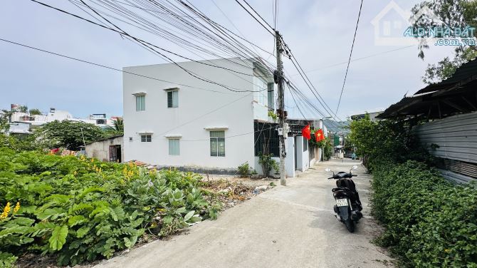 Bán lô góc 3 mặt tiền hiếm có – Khu Hòa Trung, Vĩnh Hòa, Nha Trang - 2