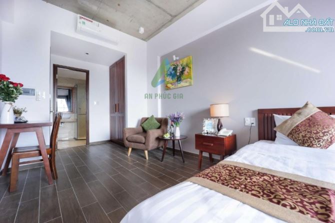 BÁN KHÁCH SẠN 8 TẦNG ĐƯỜNG LÊ VĂN HIẾN, DT 180m2, CÓ HỒ BƠI, GIÁ ĐẦU TƯ - 2