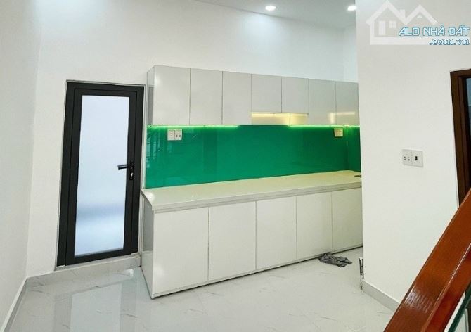 Nhà đẹp ở ngay, ngõ 118 Trương Định 45m x 3,5t mt 3,4m 13,7 tỷ - 2
