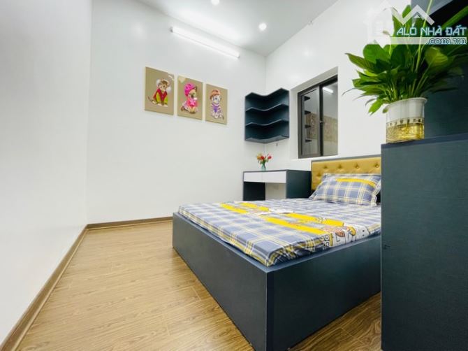 BÁN NHÀ VỊ TRÍ CỰC ĐẸP CÁCH MẶT PHỐ CHỈ 1 NHÀ TRƯƠNG ĐỊNH 40M2x4T - DÂN XÂY NHỈNH 6 TỶ - 2