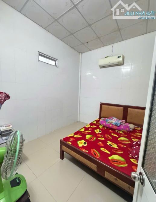 Bán nhanh Căn nhà Tiền Lân 11 Bà Điểm Hóc Môn 80m2 sổ hồng riêng Sẵn 760triệu  Bao Phí - 2