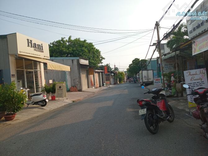 Bán lô đất đẹp khu gia viên tân hiệp,diện tích 4,6 x 20m,giá bán 4,9 tỷ còn bớt,sổ hồng - 2