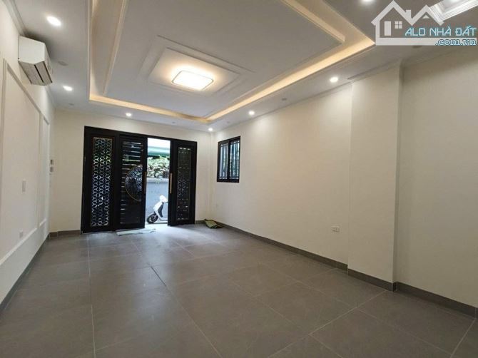 Bán nhà Đội Cấn, DT 45m2 x 7T, thang máy xịn, ngõ thông oto, ở sướng, kinh doanh, 15 tỷ 3 - 2