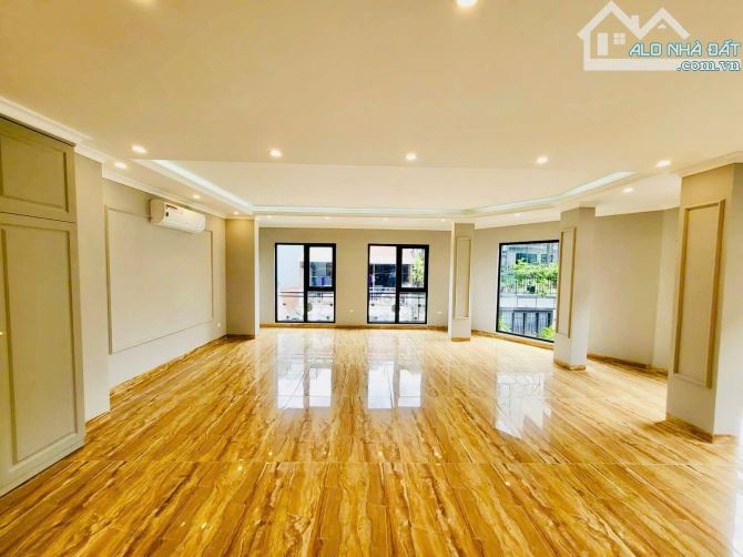 CHỈ ĐÚNG 1 CĂN, TÒA NHÀ 7 TẦNG SÁT MẶT PHỐ NGUYÊN HỒNG, LÔ GÓC 75M2, GIÁ MỀM - 2
