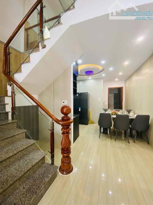 SỞ HỮU NGAY SIÊU PHẨM CÙ CHÍNH LAN – ĐƯỜNG NHỰA 7M – FULL NỘI THẤT – GIÁ   NHỈNH 5 TỶ - 2