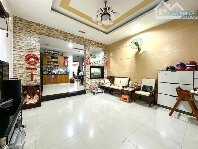 Sổ gửi bank Cần Bán nhanh giá rẻ Nhà 1/ HXH âu cơ Tân Phú DT Khủng 6mx15m 2 Tầng 7.5 Tỷ - 2