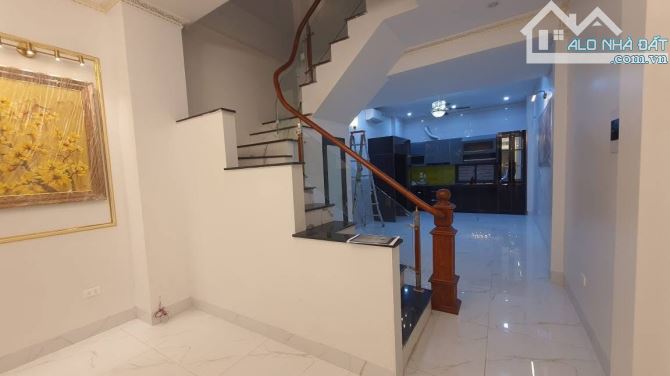 BÁN NHÀ MẶT PHỐ LƯƠNG NGỌC QUYẾN - HĐ, KD SẦM UẤT - Ô TÔ TRÁNH - 61M - 4T - MT 4 - 18.6 TỶ - 2