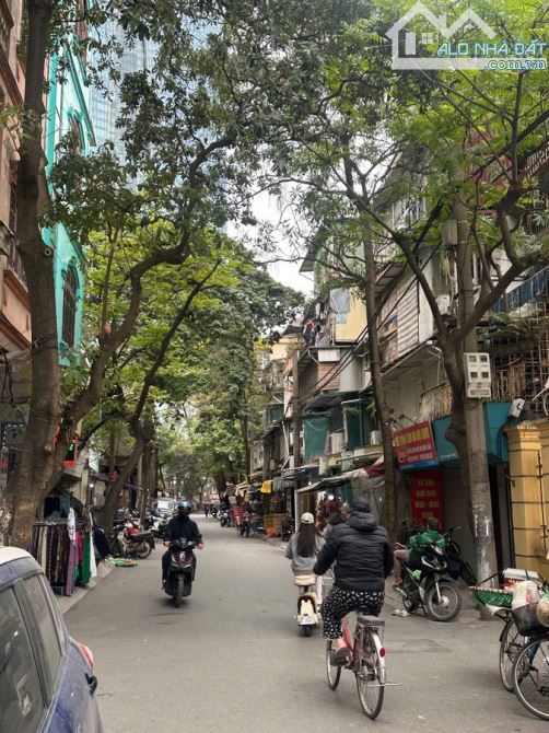 HIẾM CÓ-KIM MÃ THƯỢNG-MẶT NGÕ TO NHƯ PHỐ- LÔ GÓC- MẶT TIỀN KHỦNG- Ô TÔ TRÁNH,ĐỖ- DÒNG TIỀN - 2