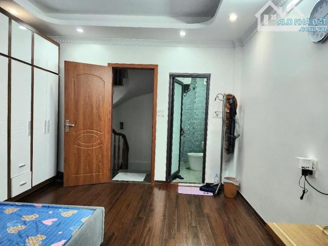 BÁN NHÀ 565 Bát Khối Long Biên GẦN CẦU Vĩnh Tuy NHỈNH 4 TỶ 5TẦNG, 34M, FULL NT, Ô TÔ - 2