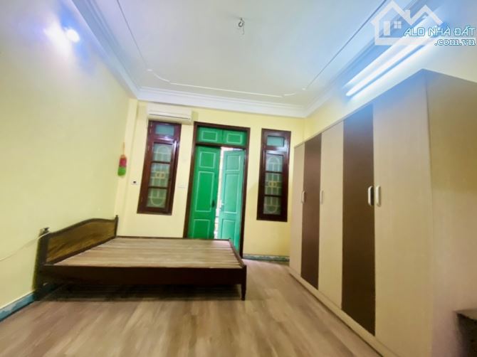 Bán nhà Phố Vọng Hai Bà, Vị trị vàng, mặt ngõ oto tránh, kinh doanh 30m2, 5t , giá 8.28 tỷ - 2