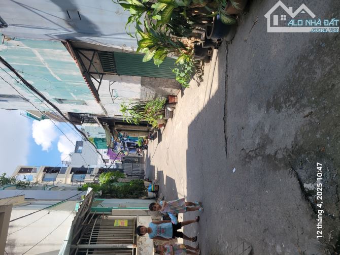 Đất đẹp ngang lớn 8m thích hợp xây chdv , giá bao rẻ 59tr/m2 - 2