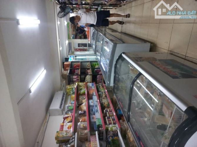 Bán nhà Thành Công - Tập thể tầng 1 - Mặt phố KD , Vỉa hè - DT 50m - Giá 5,4 tỷ - 2