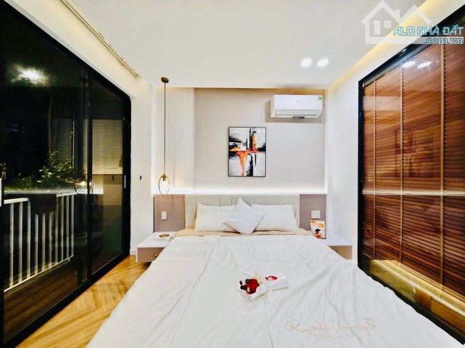 Khu Ẩm Thực phan xích Long Phú Nhuận-32M2-3Tâng Giá chỉ nhỉnh 6Ty - 2