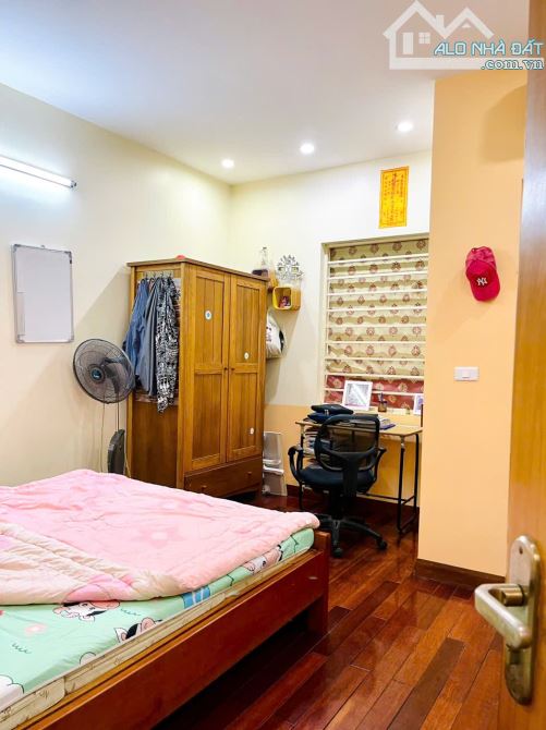 Bồ Đề, Long Biên, 48m², mặt tiền 4m, Ô tô 7 chỗ thông, dân xây, kinh doanh, gần hồ - 2