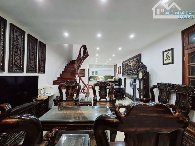 NHÀ 66M2*4T PHAN ĐÌNH GIÓT, GARA, NGÕ Ô TÔ TRÁNH, MẶT TIỀN RỘNG - 2
