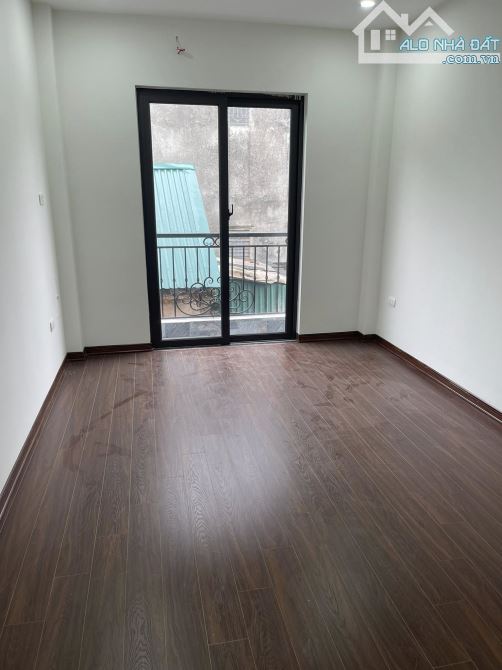 4.5 tỷ GIÁP ĐẤU GIÁ- PHÂN LÔ- Ô TÔ VÀO NHÀ - 3