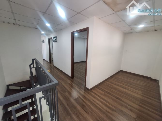 🚗 Chủ gấp bán nhà 2 tầng - 125mv, Ngang 6,5m, Hoàn công chuẩn, Hẻm xe hơi - Pháp lý chuẩn - 3