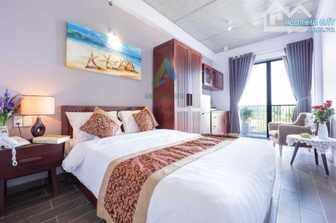 BÁN KHÁCH SẠN 8 TẦNG ĐƯỜNG LÊ VĂN HIẾN, DT 180m2, CÓ HỒ BƠI, GIÁ ĐẦU TƯ - 3