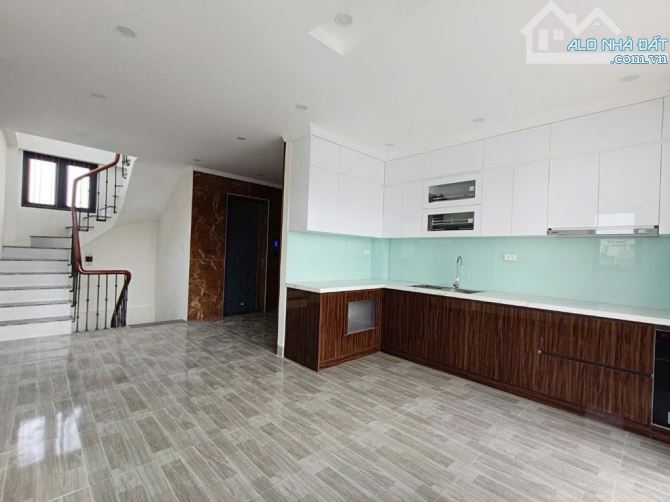 Bán nhà Đội Cấn, DT 45m2 x 7T, thang máy xịn, ngõ thông oto, ở sướng, kinh doanh, 15 tỷ 3 - 3