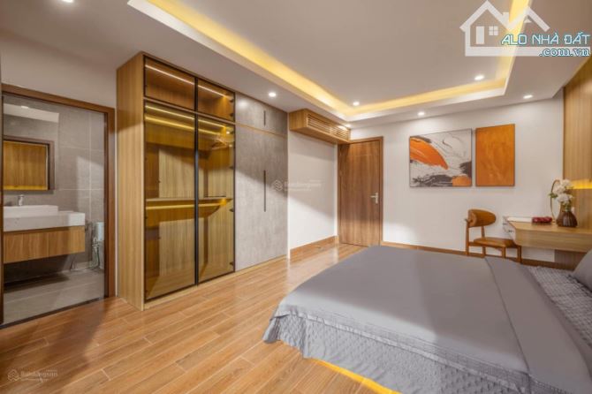 BÁN TOÀ VILLA BIỂN MỸ KHÊ - DOANH THU 800tr/nawm - 3