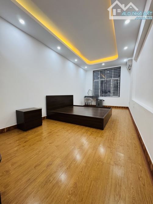 NHỈNH 5 TỶ - Ô TÔ ĐỖ CỔNG - FULL NỘI THẤT - THƯỢNG THANH - 3