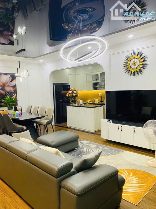 BÁN BIỆT THỰ LÔ GÓC  tại ngõ 168 NGUYỄN XIỂN – 170m² – 4 TẦNG – CHỈ 63 TỶ! - 4