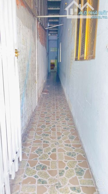 Cho thuê Kho 310 m2 gần chợ Cái Răng 8 triệu - 3