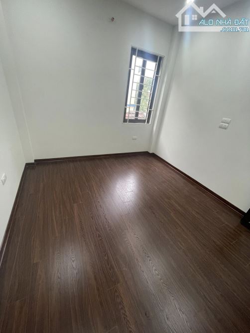 4.5 tỷ GIÁP ĐẤU GIÁ- PHÂN LÔ- Ô TÔ VÀO NHÀ - 4