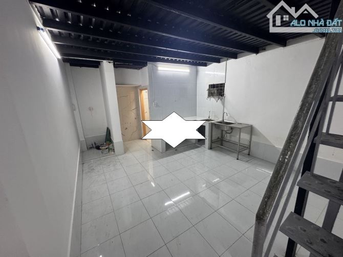 Cho thuê nhà Mặt Tiền Thạch Lam 80m² - GẦN TRƯỜNG HỌC - CHUNG CƯ - 4