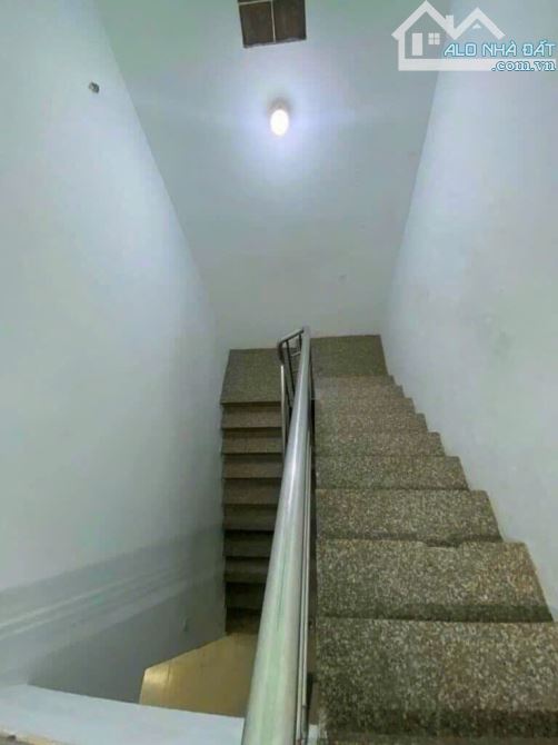 Cần bán nhà HXH đường Lê Văn Quới, Bình Trị Đông, Bình Tân. Diện tích 4.3 x 22m, giá 5.9 - 3