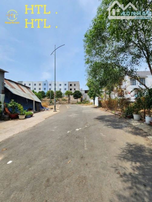 📌2.85 tỷ📌 Bán đất đang cho thuê làm kho xưởng KDC Hố Lang p. Tân Bình Dĩ An 118m2 - 4
